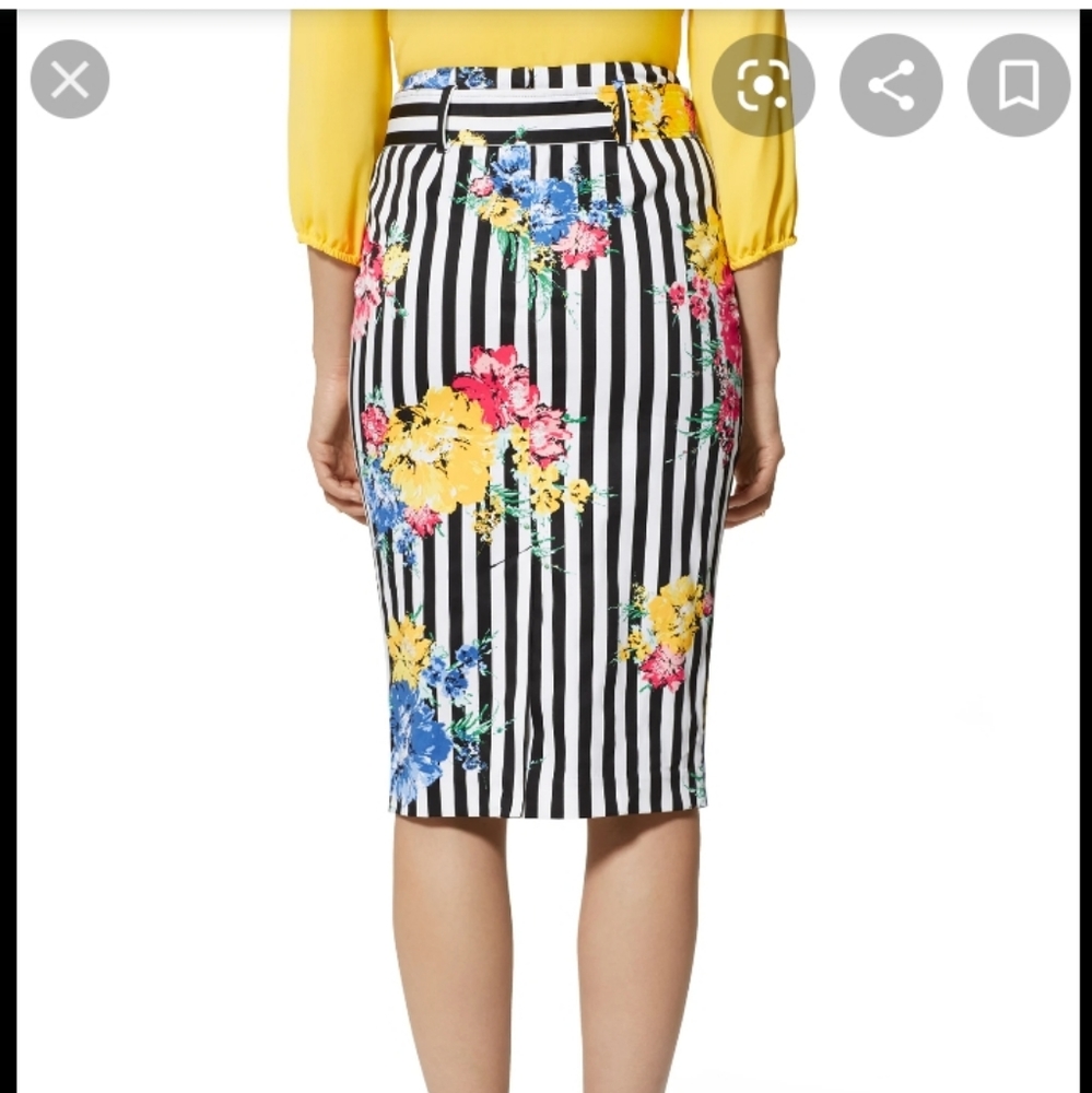 New York and Company Skirt - Picture 2 of 9